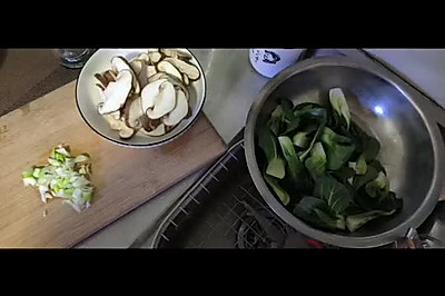 香菇油青菜